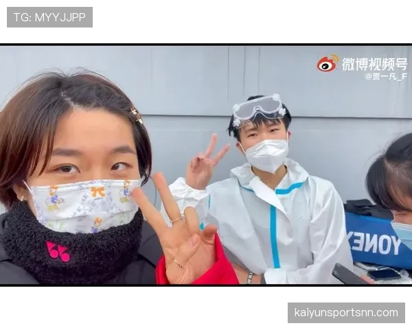 如果何冰娇开vlog，我会先看她的衣柜和账单，球技留到第二集